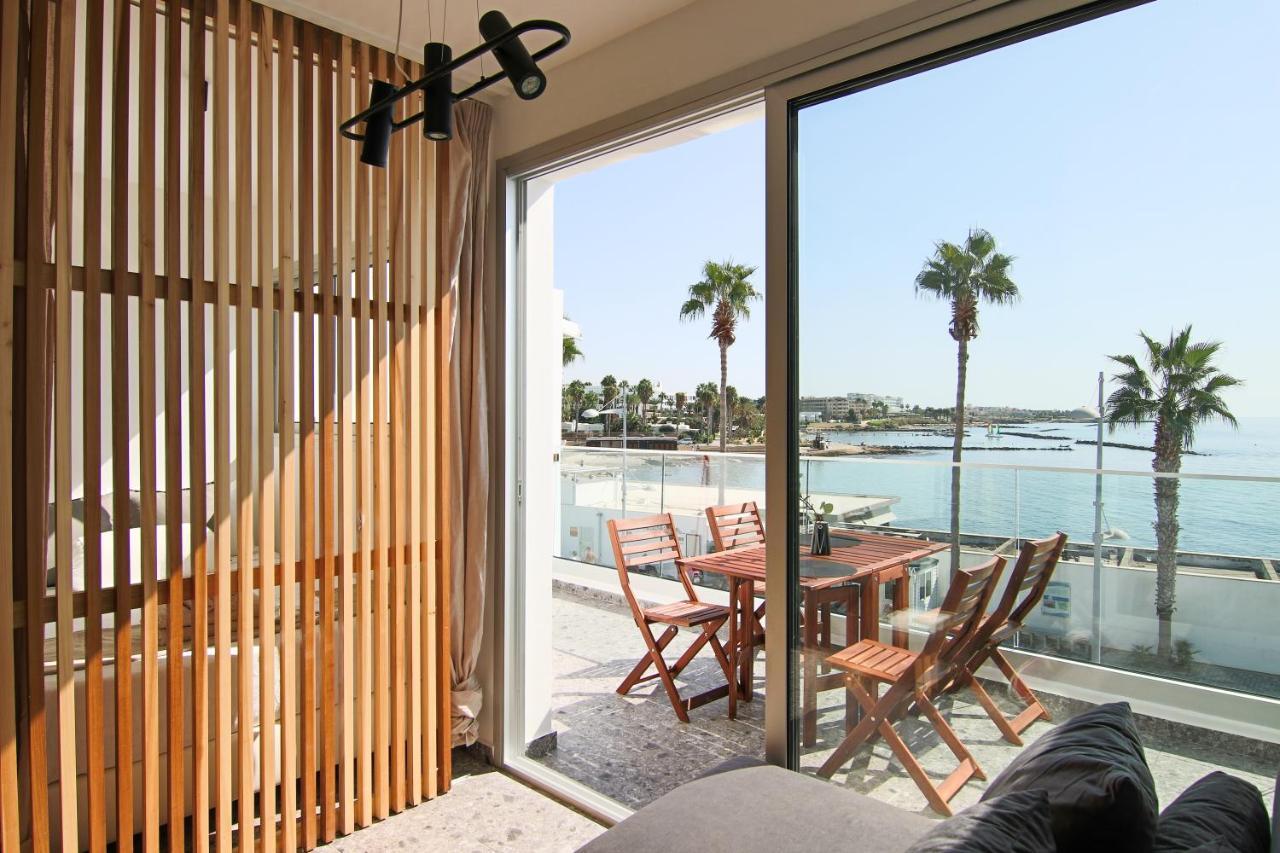 Phaedrus Living Seaview Modern Flat Lighthouse 52 Apartment Paphos Ngoại thất bức ảnh