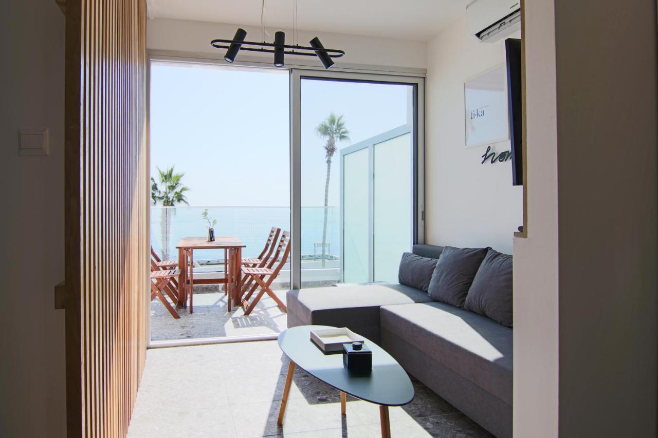 Phaedrus Living Seaview Modern Flat Lighthouse 52 Apartment Paphos Ngoại thất bức ảnh