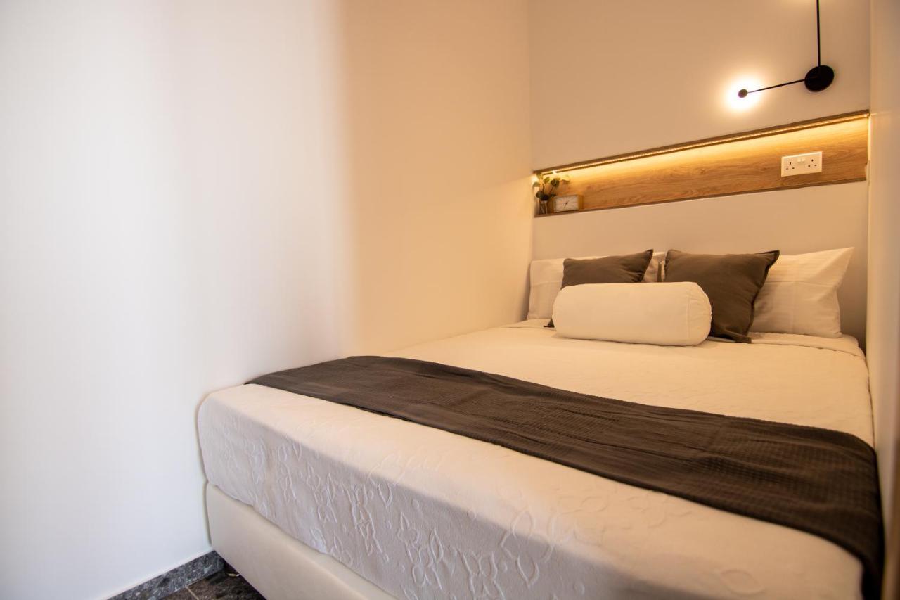 Phaedrus Living Seaview Modern Flat Lighthouse 52 Apartment Paphos Ngoại thất bức ảnh